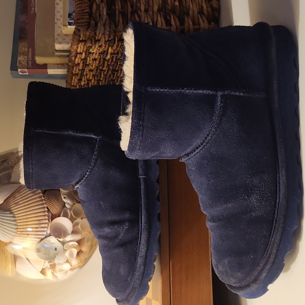 BearPaw Alyssa Navy Suede & Sheepskin / Wool Ankle Boots